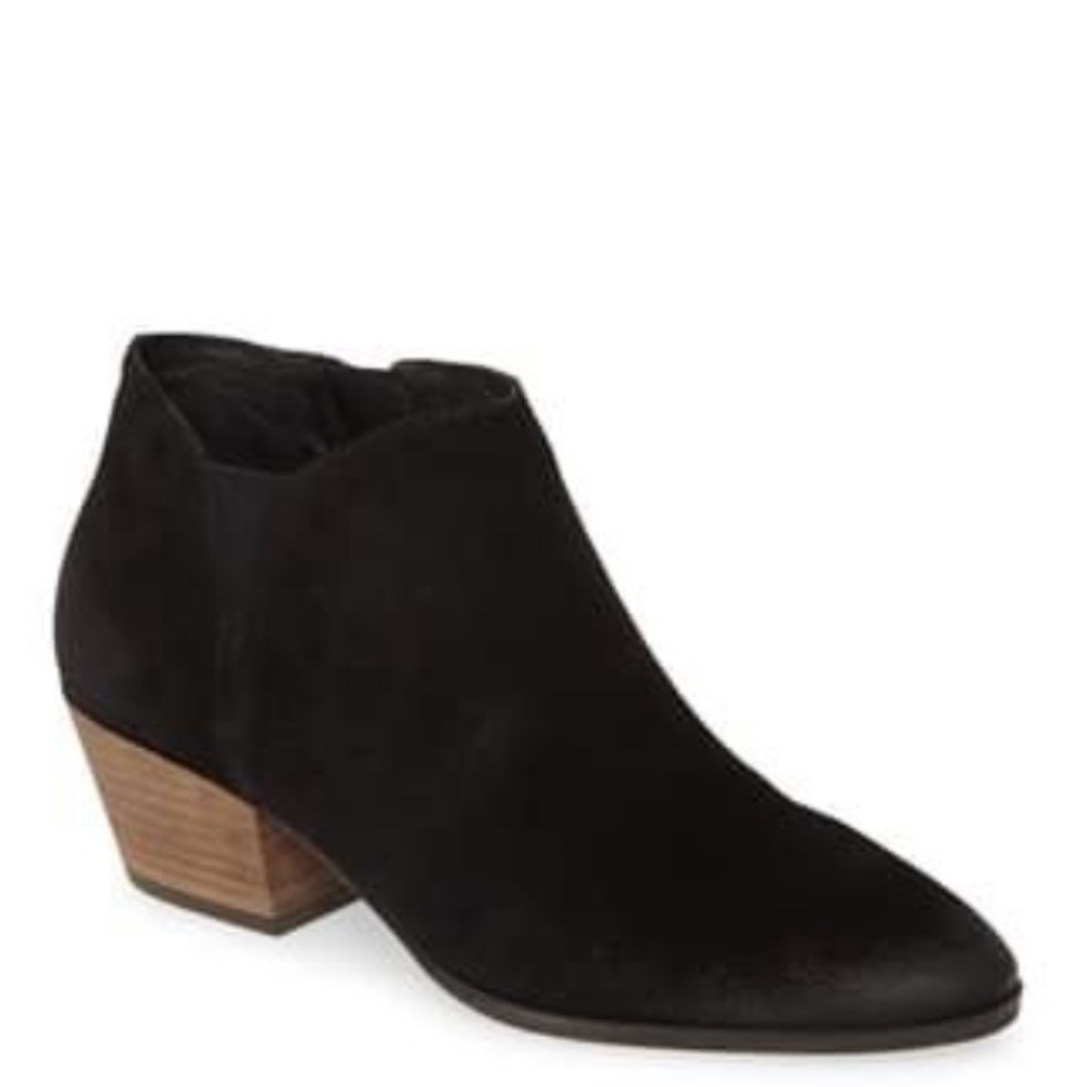 Caslon Booties